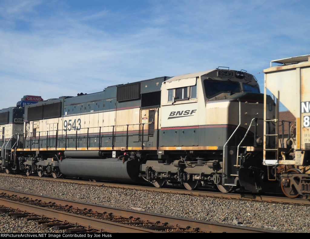 BNSF 5323 East